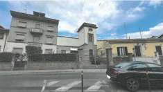 Foto Capannone in Vendita, 1 Locale, 1880 mq, Prato
