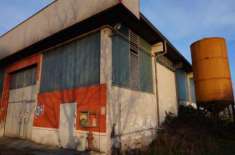 Foto Capannone in Vendita, 1 Locale, 335 mq, Commessaggio