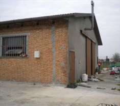 Foto Capannone in Vendita, 1 Locale, 357,5 mq, San Giovanni in Persic