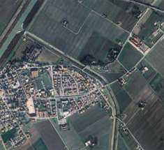 Foto Capannone in Vendita, 1 Locale, 444 mq, Terre del Reno