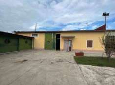 Foto Capannone in Vendita, 1 Locale, 640 mq, Orzinuovi