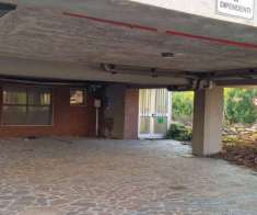 Foto Capannone in Vendita a Baranzate