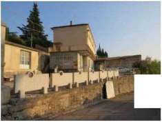 Foto Capannone in Vendita a Caprino Veronese