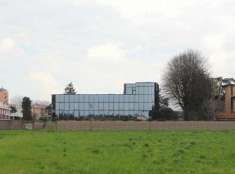 Foto Capannone industriale di 14 locali in Vendita[1242 mq]