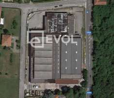 Foto Capannoni in vendita a Spilimbergo