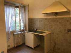 Foto CAREGGI vendiamo in esclusiva appartamento da ristrutturare mq.90 composto da ingresso, cucina, sala, due ampie camere, bagno, ripostiglio e 2 terrazz