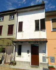 Foto Casa a schiera in Vendita, 2 Locali, 145 mq (Sannazzaro D Burgo