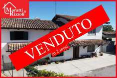 Foto Casa a schiera in Vendita, 3 Locali, 272 mq (San Martino)
