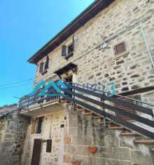 Foto CASA CIELO-TERRA in VENDITA a ACQUASANTA TERME
