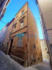 Foto CASA CIELO-TERRA in VENDITA a OFFIDA