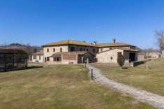 Foto Casa colonica in vendita a Castelnuovo Berardenga - 30 locali 750mq