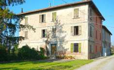 Foto Casa colonica in vendita a Reggio Emilia