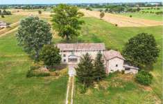 Foto Casa colonica in vendita a Reggio Emilia