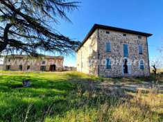 Foto Casa colonica in vendita a Savignano Sul Panaro