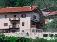 Foto Casa di campagna di 240mq