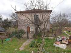 Foto Casa di campagna in Strada Comunale Rifrezza