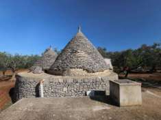 Foto Casa di campagna in Strada Provinciale Castellana Grotte-Turi