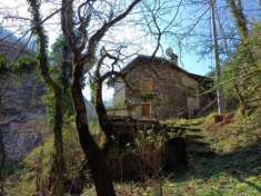Foto Casa di campagna in Strada Provinciale di Valle Mastallone-Valle Lancia