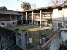Foto Casa di campagna in Via Fratelli Pagani