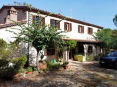 Foto Casa di campagna in Via La Pace