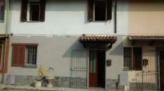 Foto Casa in corte comune a Pieve Albignola