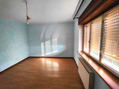 Foto Casa in linea con scoperto