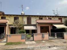 Foto Casa Indipendente 4 locali - Rif. 8624