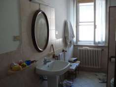 Foto CASA INDIPENDENTE CENTRO MARE PESARO A 1265� AL MQ.