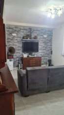 Foto Casa indipendente con giardino