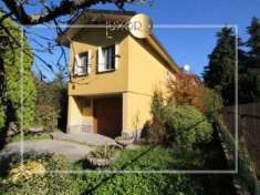Foto Casa indipendente con giardino a Garbagnate M.ro