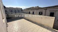 Foto Casa indipendente con terrazzo vicino al centro storico di Avola Siracusa
