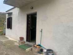 Foto CASA INDIPENDENTE CON TERRENO