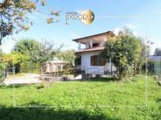 Foto Casa indipendente con terreno a Sirtori