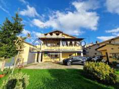 Foto CASA INDIPENDENTE CON TRE APPARTAMENTI GARAGE E AMP