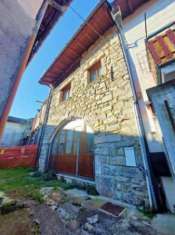 Foto Casa indipendente di 150 m con 4 locali in vendita a Premolo