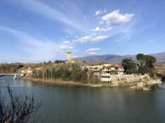 Foto CASA INDIPENDENTE di 5 vani e di 236 mq (FIGLINE E INCISA VALDARNO) rif. V-2264