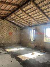 Foto Casa Indipendente in Vendita, 1 Locale, 70 mq (Minturno)