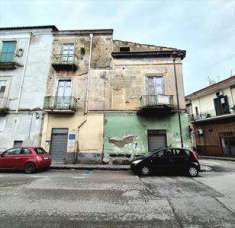 Foto Casa Indipendente in Vendita, 180 mq (Caivano)