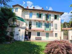 Foto Casa Indipendente in Vendita, 210 mq (Biella)