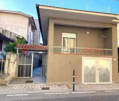 Foto Casa Indipendente in Vendita, 3 Locali, 90 mq (Siano)