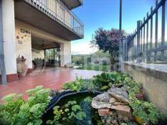 Foto Casa Indipendente in Vendita, 412 mq (Perugia)