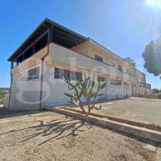 Foto Casa Indipendente in Vendita, pi di 6 Locali, 1200 mq (Presicce