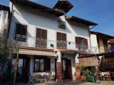 Foto CASA INDIPENDENTE in Vendita, pi di 6 Locali, 180 mq, CHIVASSO
