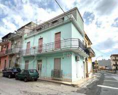 Foto Casa Indipendente in Vendita, pi di 6 Locali, 185 mq (Avola)