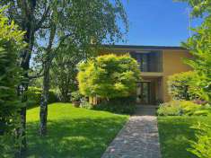 Foto Casa Indipendente in Vendita, pi di 6 Locali, 235 mq (Ponte di