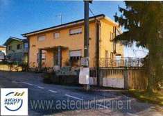 Foto Casa Indipendente in Vendita, pi� di 6 Locali, 250 mq (Fossano)