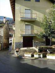 Foto Casa Indipendente in Vendita, pi di 6 Locali, 270 mq (Crodo)