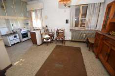 Foto CASA INDIPENDENTE in Vendita, pi di 6 Locali, 300 mq, VOLPAGO D