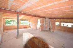 Foto CASA INDIPENDENTE in Vendita, pi di 6 Locali, 320 mq, MONTEBELL