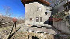Foto Casa Indipendente in Vendita, pi di 6 Locali, 50 mq (Careggine)